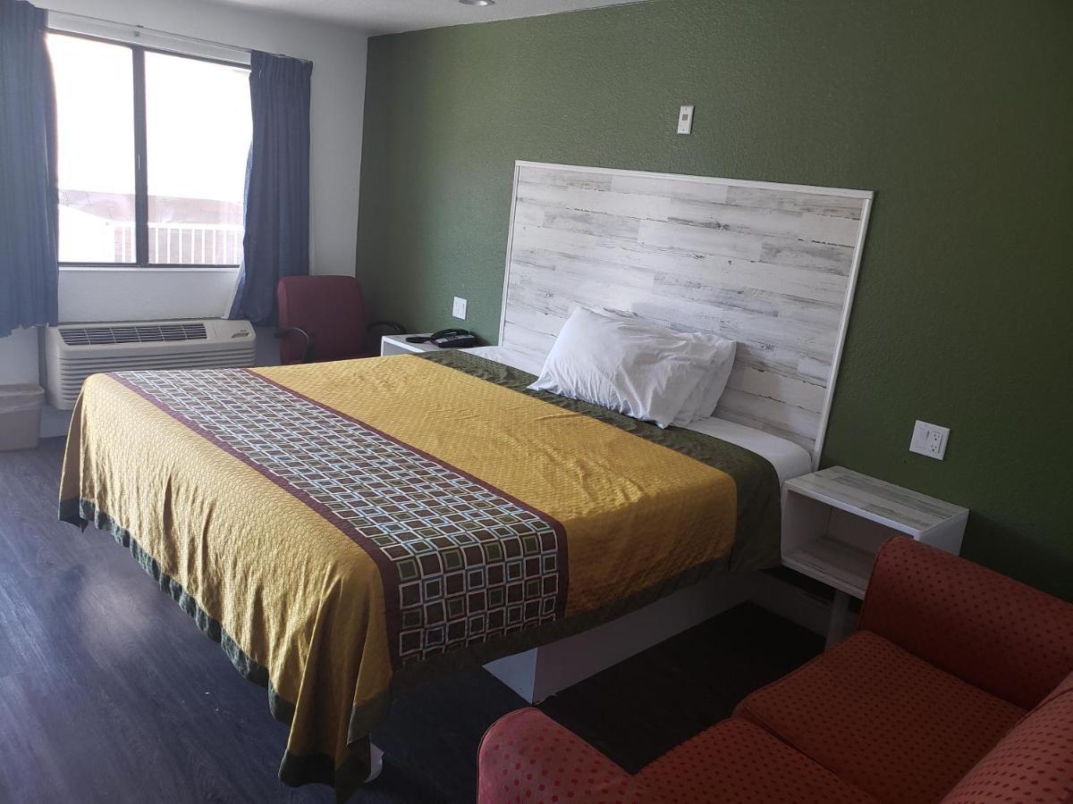 University Inn Fresno Eksteriør billede