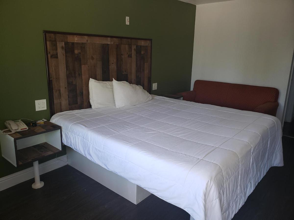University Inn Fresno Eksteriør billede